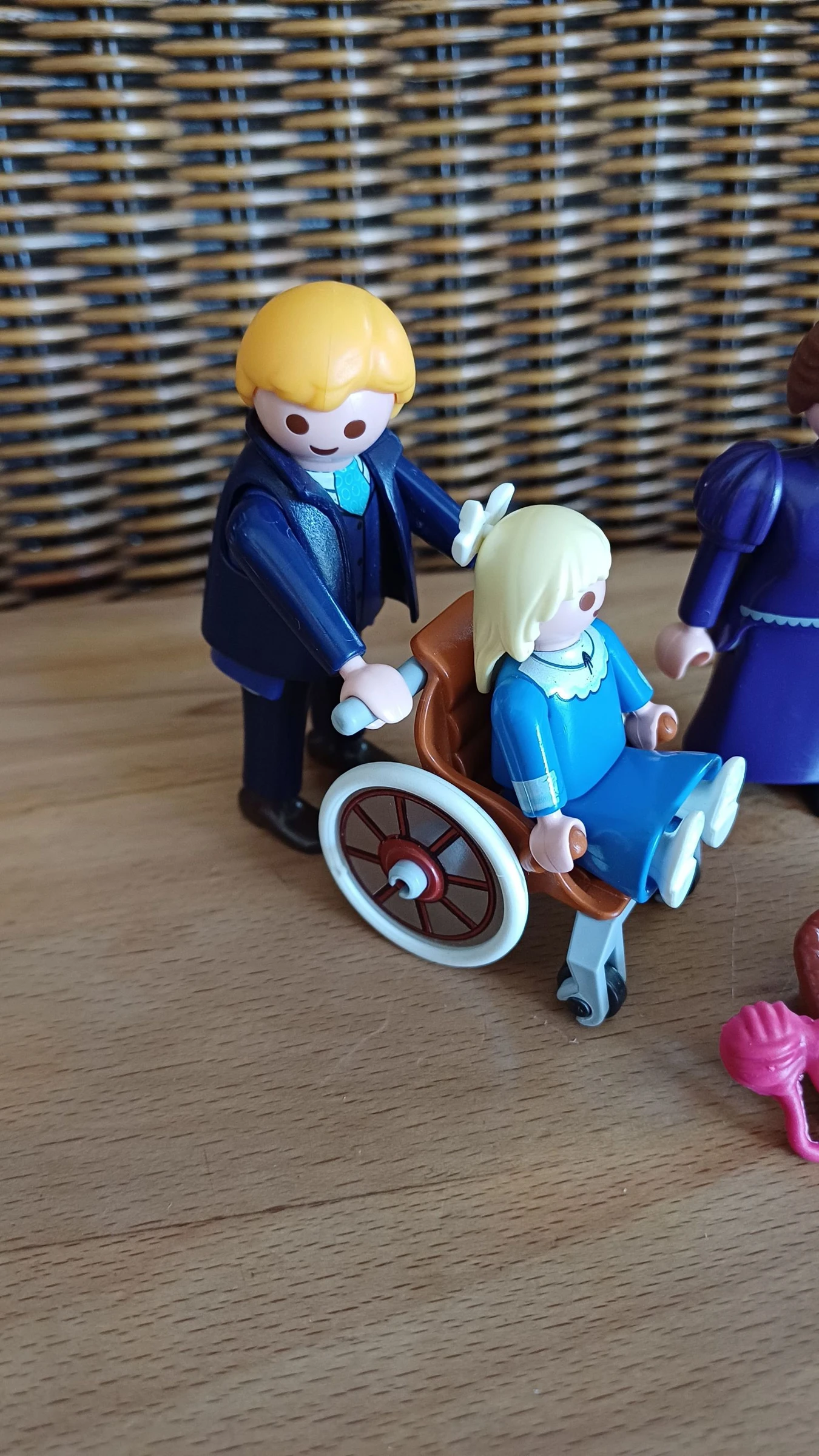 Clara and the Playmobil Kittens (Heidi) – photo 4